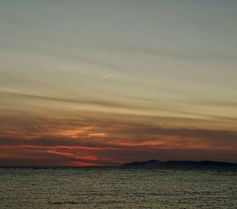 Закат над Охотским морем