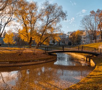 Осенний сад в С.Петербурге
