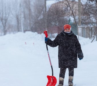 Зимние развлечения деревенских жителей...