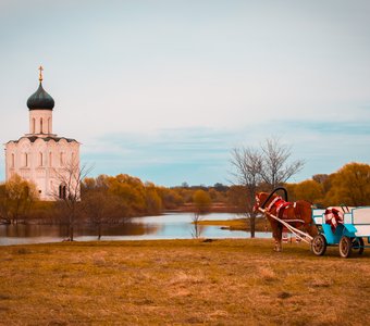 Затопленный путь к храму