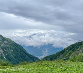 Красная Поляна. Свет в облаках