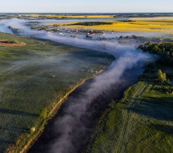 Туманная река