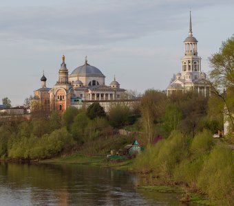 "Первая зелень"