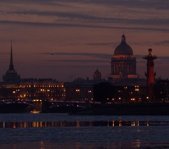 Ночь, улица, зимний Петербург