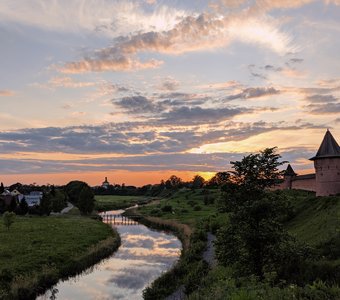 Вечер в Суздале