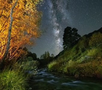 Осеннее рандеву под ночным небом Архыза