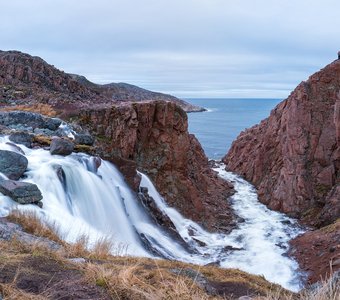 Батарейский водопад. Териберка.