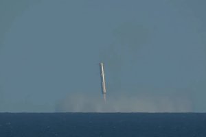 SpaceX успешно запустила самую тяжелую ракету в истории