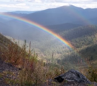 Радуга в горах