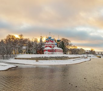 Дивный Углич в снежном убранстве