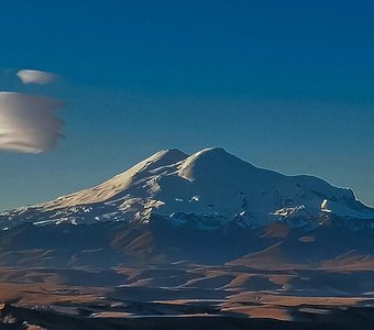 Эльбрус на рассвете