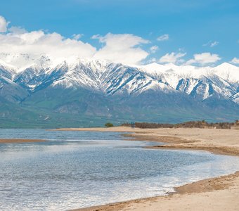 Киргизия, Иссык-Куль, май 2024