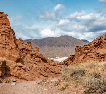 Киргизия, каньон Сказка, май 2024