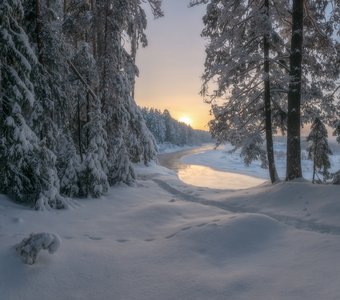 Зимняя сказка на закате дня