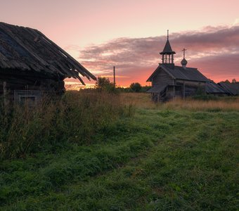 Летний рассвет в деревне Рыжково
