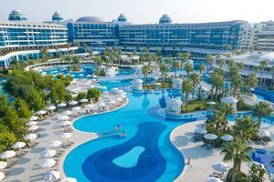 Российские туроператоры собираются увеличить количество рейсов на курорты Турции