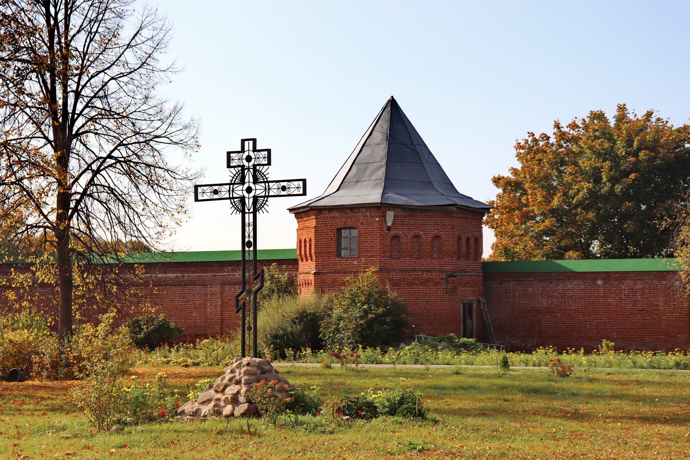 Сергеево, Ивановская область. Юго-западная башня Воскресенскго Свято-Фёдоровского монастыря
