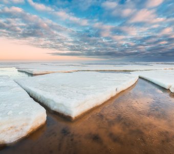 Апрельское Белое море