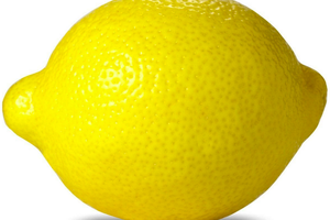 Огромный лимон, гигантская брокколи и другие: самые тяжелые овощи и фрукты