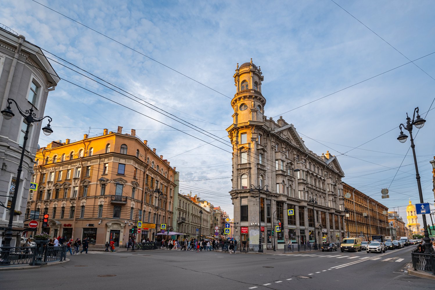 Куда пойти в Санкт-Петербурге весной?