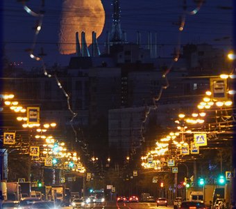 "Такая разная Луна" - 15 мая'24. Закат Луны над проспектом Науки и зданием ЦНИИ робототехники и технической кибернетики