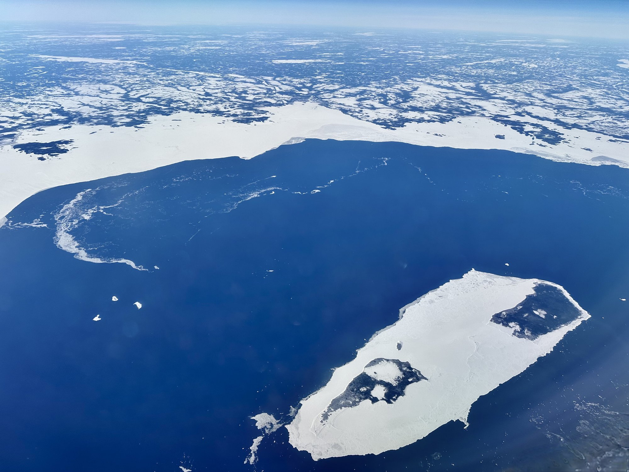 Остров с материком