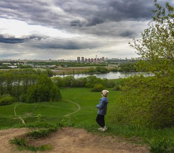 Созерцая красоту.