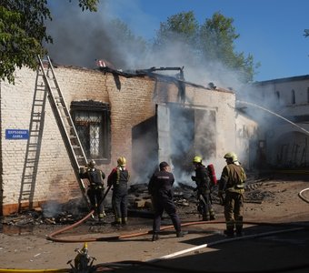 Пожар в цервоной лавке