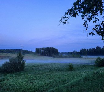 Туманная река