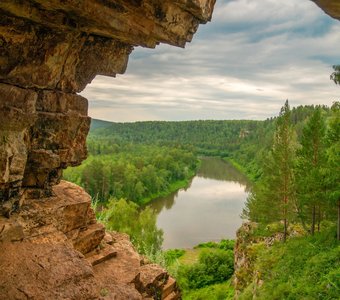 Идрисовская пещера
