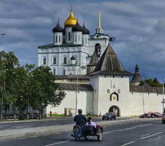 Временно. Без строительных лесов. Псков