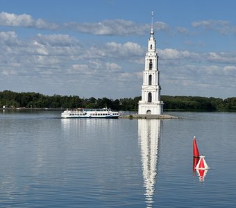 Калязинская колокольня