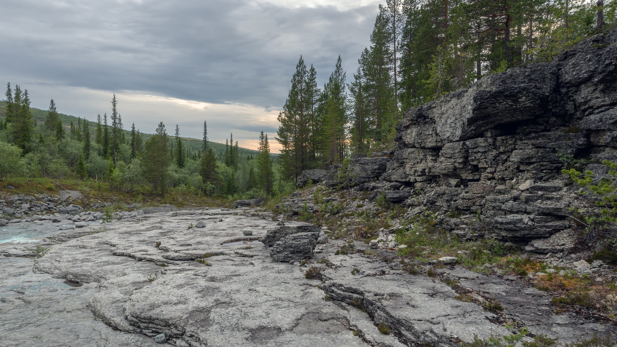 Каменные пляжи Маннепахка