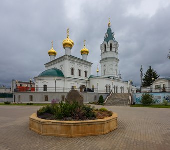 Церковь Троицы Живоначальной и колокольня