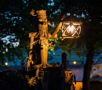 Освящает путь...