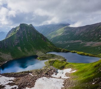 Глаза гор