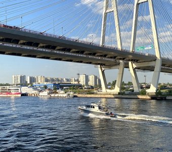 На пересечении двух дорог, двух стихий