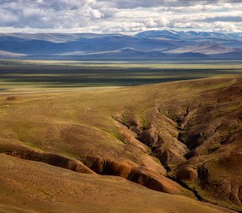 Трещины Алтайских степей