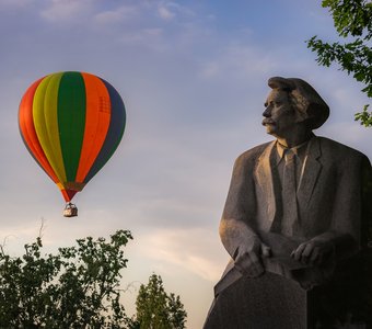 Классик и современники