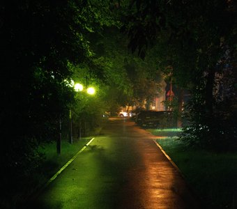 Темный переулок