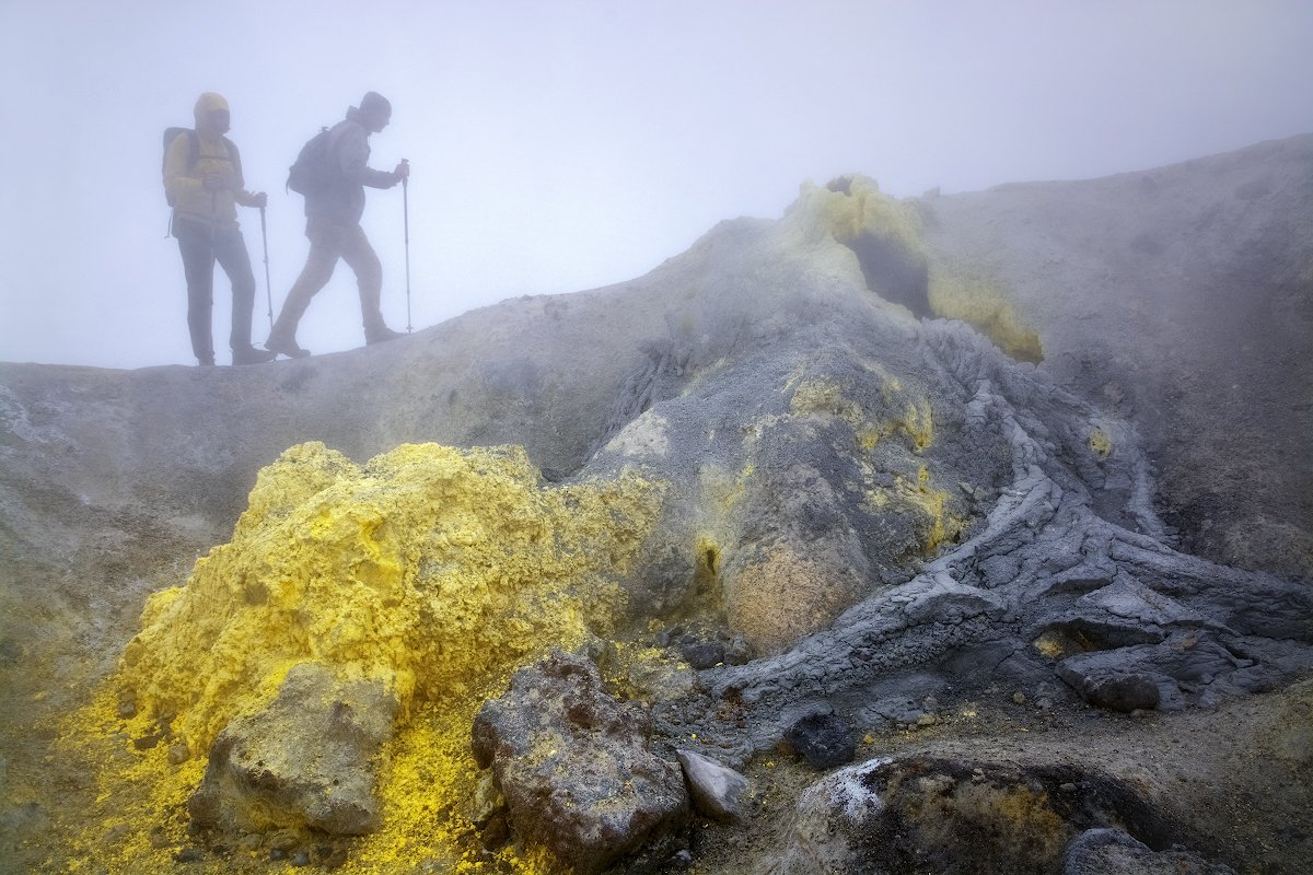 Пройти по краешку