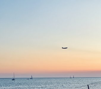 Одинокий борт.. Сочи, Аэропорт