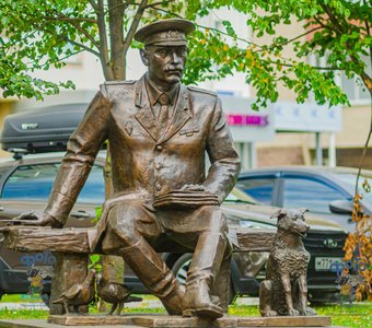 Памятник «Участковому уполномоченному». город Курск