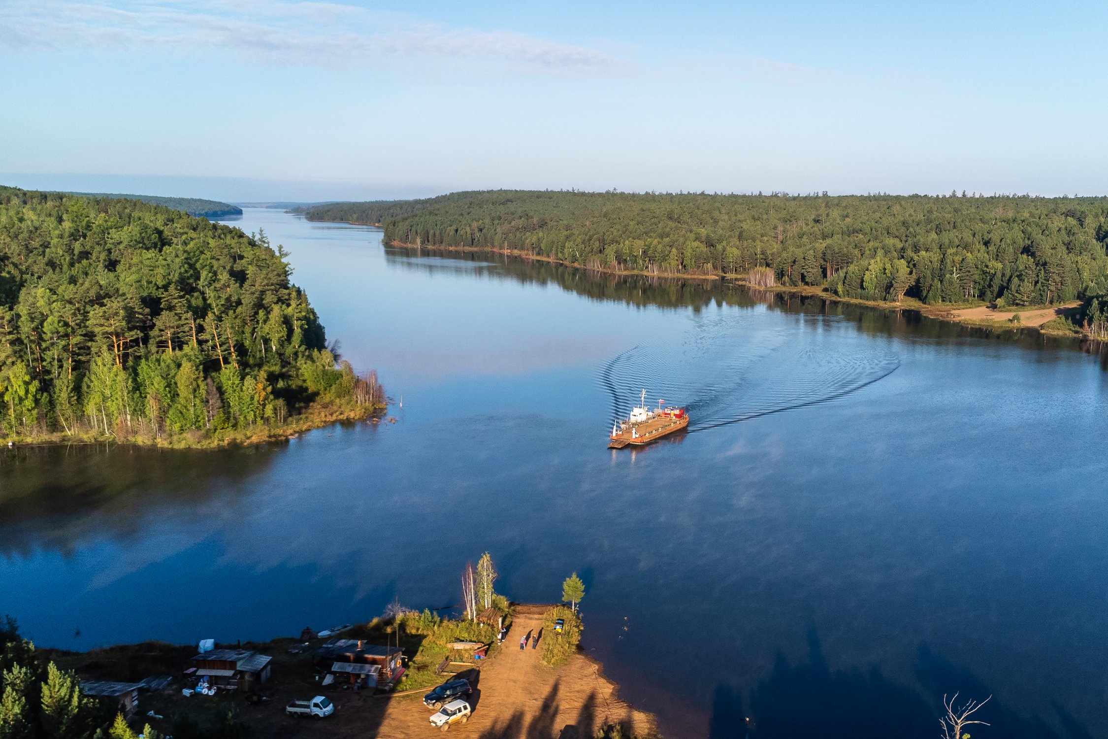 Соединяя берега