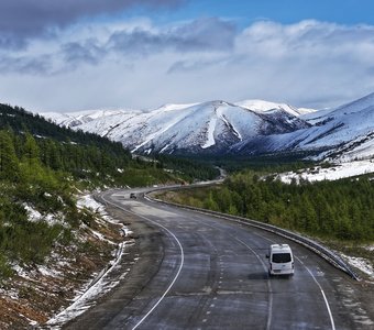 По перевалам