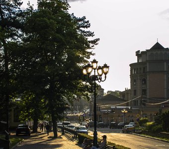 Одна в городе