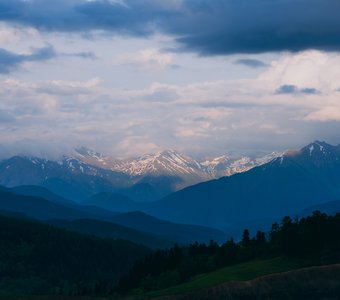 Синие дали Архыза