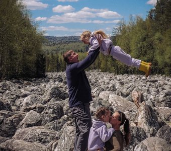 Ура, дошли 13 км до каменной реки!