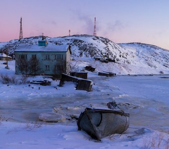 Церковь Тихвинской иконы Божией Матери в Лодейном