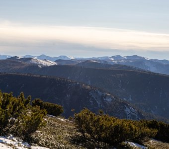 Вид с Пика Черского